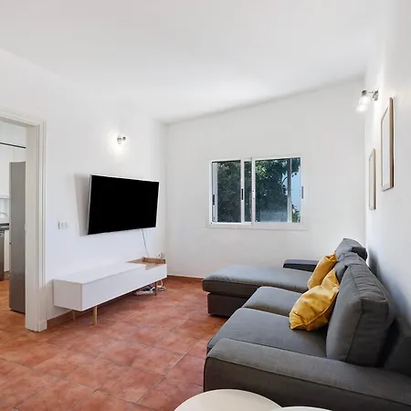 Corcos * Гиа-де-Исора