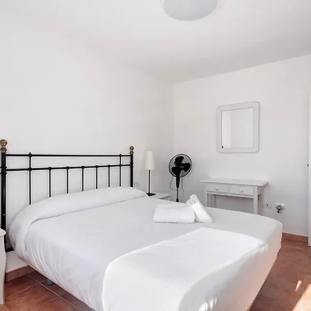 Вилла Corcos Гиа-де-Исора