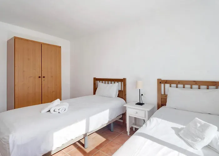 Corcos Гиа-де-Исора