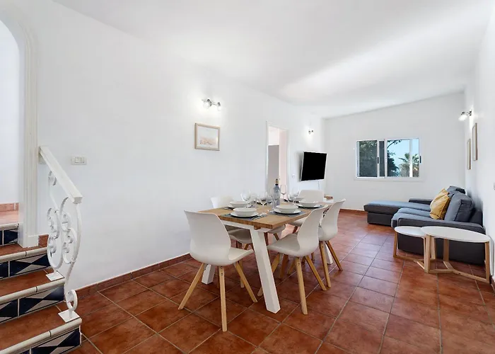 Villa Corcos Guía de Isora