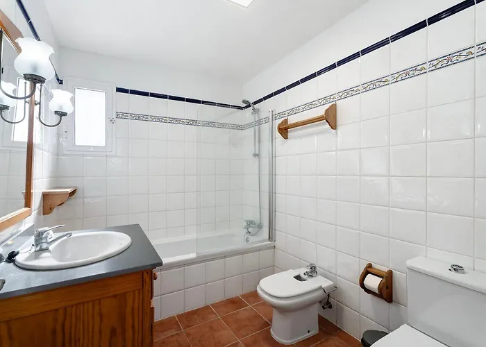 Corcos Вилла Гиа-де-Исора