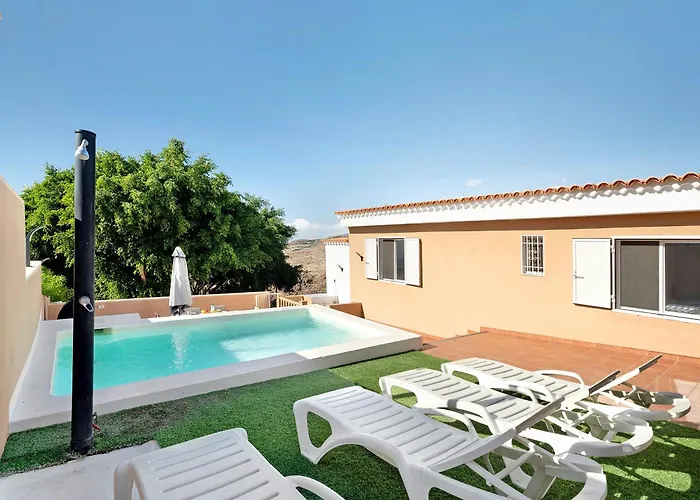 Corcos Villa Guía de Isora